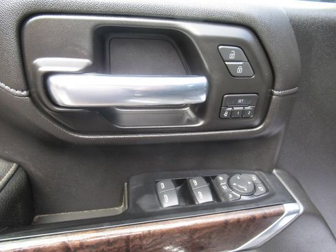 Used 2020 GMC Sierra 2500 Denali AWD/4WD image 23