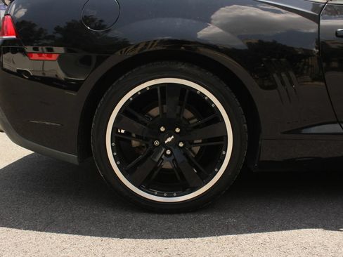 Used 2015 Chevrolet Camaro LT w/ RS Package RWD image 5