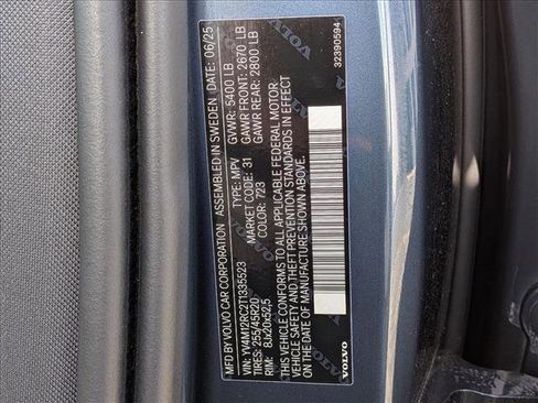 New 2026 Volvo XC60 B5 Plus w/ Protection Package Premier image 20