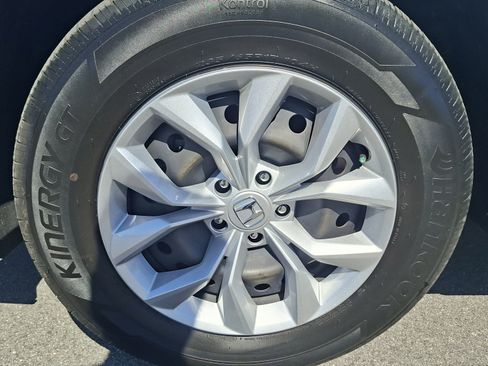 Used 2024 Honda CR-V LX image 25