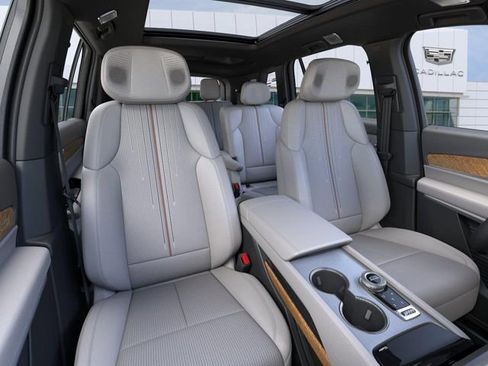 New 2026 Cadillac Vistiq Sport w/ LPO, Floor Liner Package AWD/4WD image 16