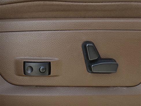 Used 2024 RAM 3500 Limited w/ Towing Technology Group image 29