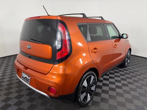 Used 2018 Kia Soul + FWD image 8