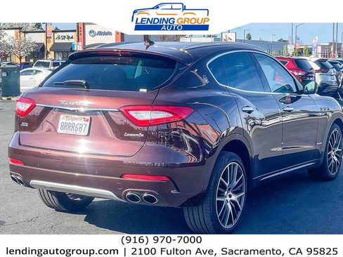 Used 2019 Maserati Levante S GranLusso image 4
