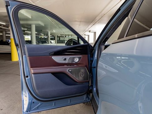 Used 2026 Lincoln Nautilus Black Label image 16