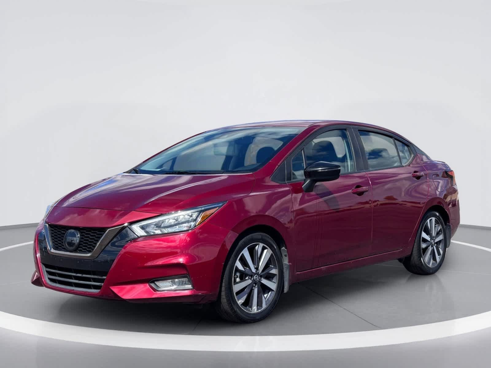 Used 2020 Nissan Versa SR w/ Convenience Package FWD image 2