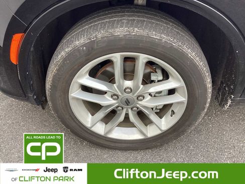 Certified 2024 Dodge Durango GT image 30