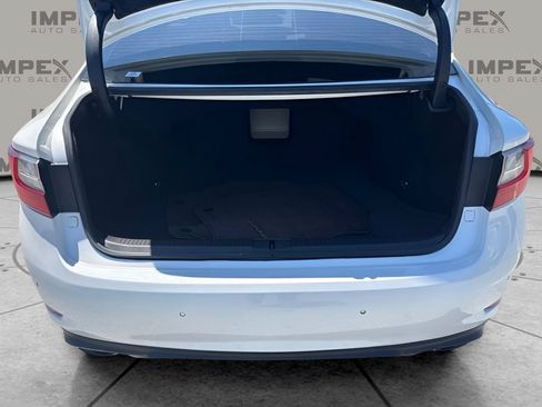 Used 2016 Lexus ES 350 w/ Luxury Package w/Wood Trim FWD image 29