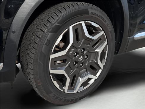 Used 2023 Hyundai Santa Fe Limited image 26