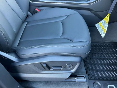 New 2026 Audi Q7 2.0T Premium image 48