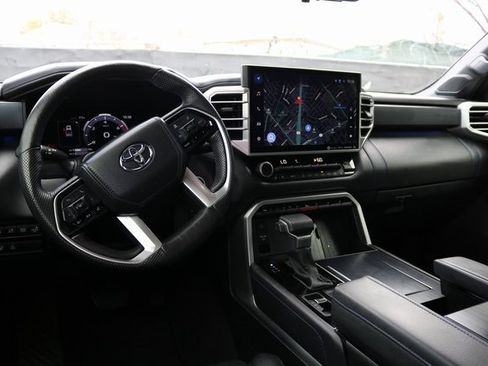 Used 2024 Toyota Tundra Platinum image 17