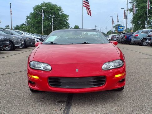 Used 2002 Chevrolet Camaro Z28 RWD image 3