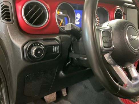 Used 2023 Jeep Wrangler Unlimited Rubicon w/ Xtreme 35 Tire Package AWD/4WD image 12