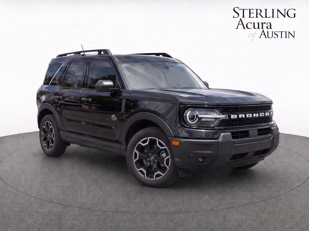 Used 2025 Ford Bronco Sport Outer Banks w/ Outer Banks Tech Package+ AWD/4WD image 2