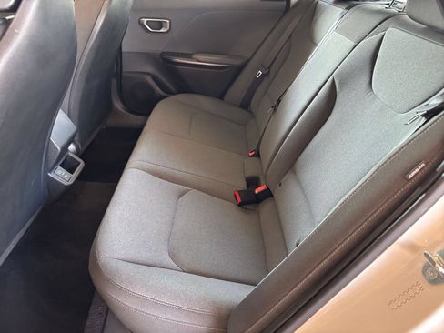 Used 2025 Kia K4 FWD image 24
