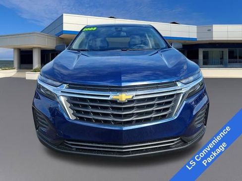 Used 2023 Chevrolet Equinox LS w/ LS Convenience Package image 9