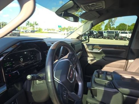Used 2023 GMC Sierra 1500 Elevation RWD image 8