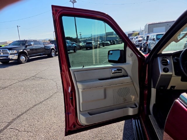 Used 2017 Ford Expedition EL Limited RWD image 10