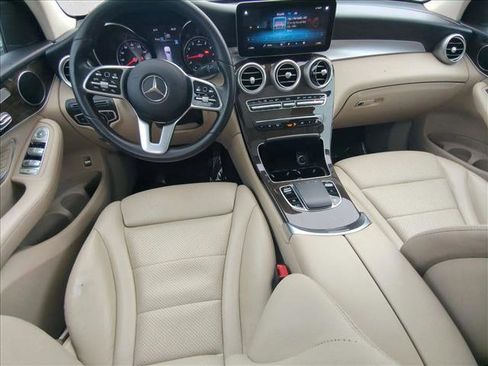 Used 2020 Mercedes-Benz GLC 300 4MATIC image 17