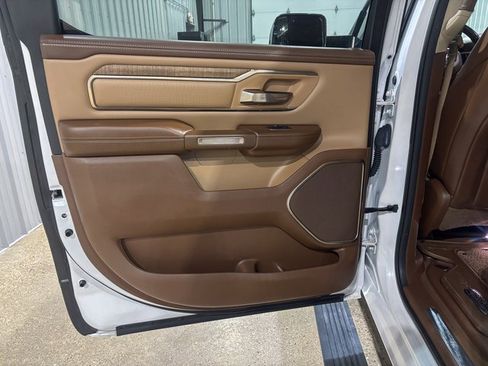 Used 2019 RAM 1500 Limited image 22
