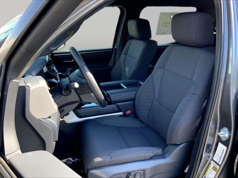 New 2026 Toyota Tundra SR5 RWD image 9