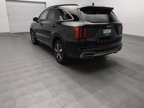Used 2022 Kia Sorento S w/ Panoramic Sunroof Package FWD image 5