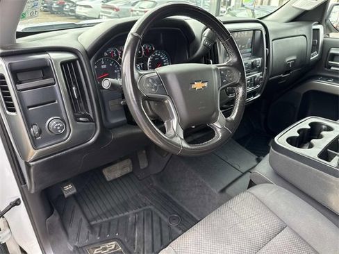 Used 2018 Chevrolet Silverado 1500 LT w/ Texas Edition image 22