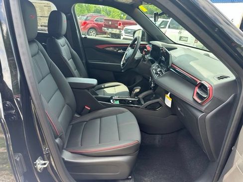 New 2026 Chevrolet TrailBlazer RS w/ Driver Confidence Package AWD/4WD image 17
