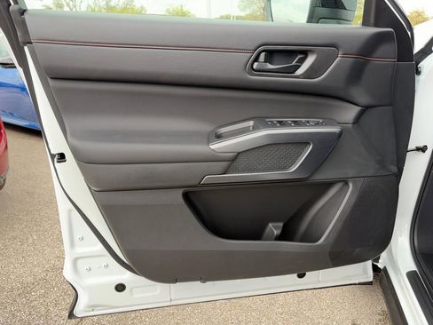 New 2026 Nissan Pathfinder Rock Creek w/ Rock Creek Premium Package AWD/4WD image 16