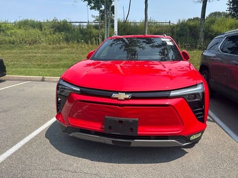 Certified 2024 Chevrolet Blazer EV LT AWD/4WD image 3