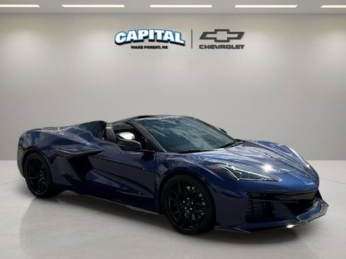 Used 2025 Chevrolet Corvette Z06 image 7