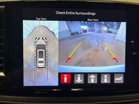 Used 2025 Chrysler Pacifica Limited w/ Trailer Tow Group image 23