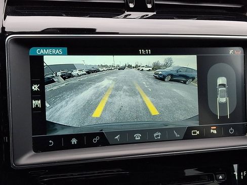 Used 2020 Jaguar F-PACE R-Sport image 20