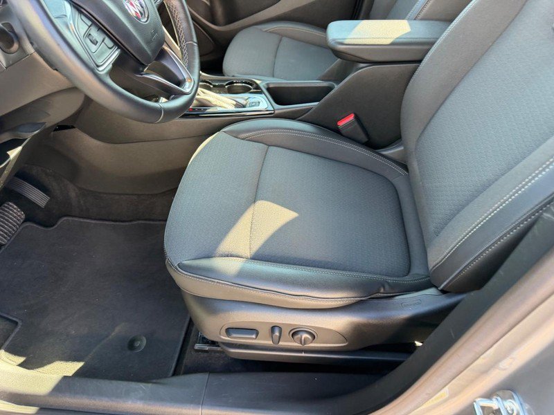 Used 2023 Buick Encore GX Select w/ Sport Touring Package FWD image 19