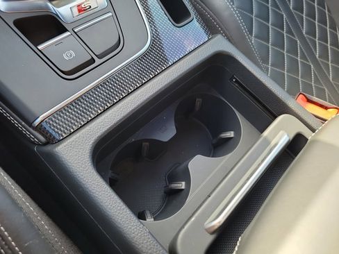 Used 2018 Audi SQ5 Prestige w/ Prestige Package image 28