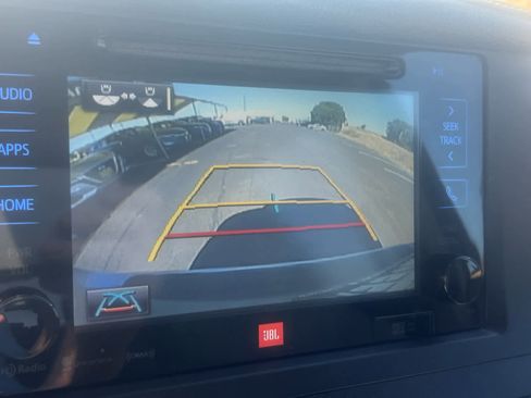 Certified 2017 Toyota Sienna Limited Premium image 27