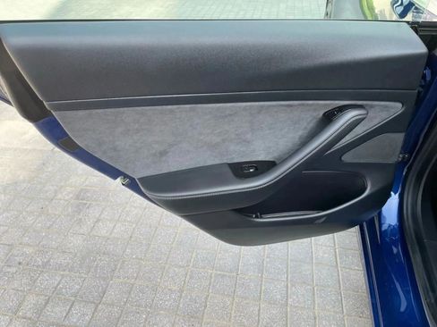Used 2019 Tesla Model 3 Mid Range RWD image 32