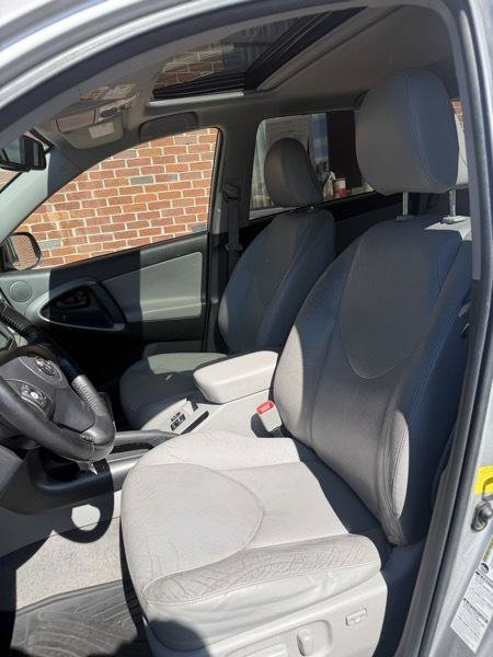 Used 2012 Toyota RAV4 Limited w/ Navigation Value Pkg AWD/4WD image 9