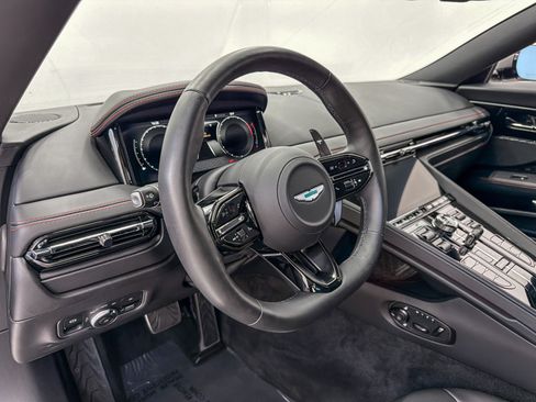 Used 2025 Aston Martin DB12 Coupe RWD image 13