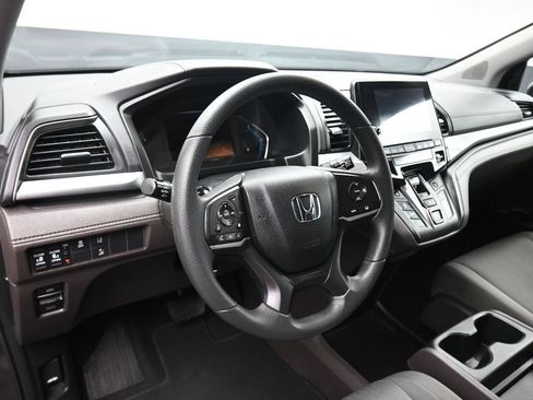 Used 2020 Honda Odyssey EX image 13