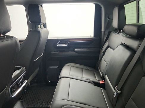 Used 2024 GMC Sierra 3500 Denali w/ Denali Reserve Package AWD/4WD image 24