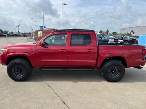 Certified 2023 Toyota Tacoma SR AWD/4WD image 5