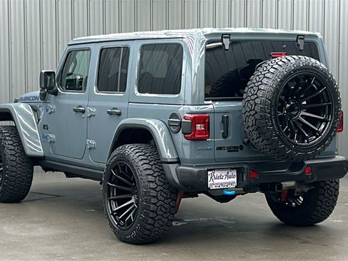Used 2024 Jeep Wrangler Unlimited Rubicon 4xe image 3