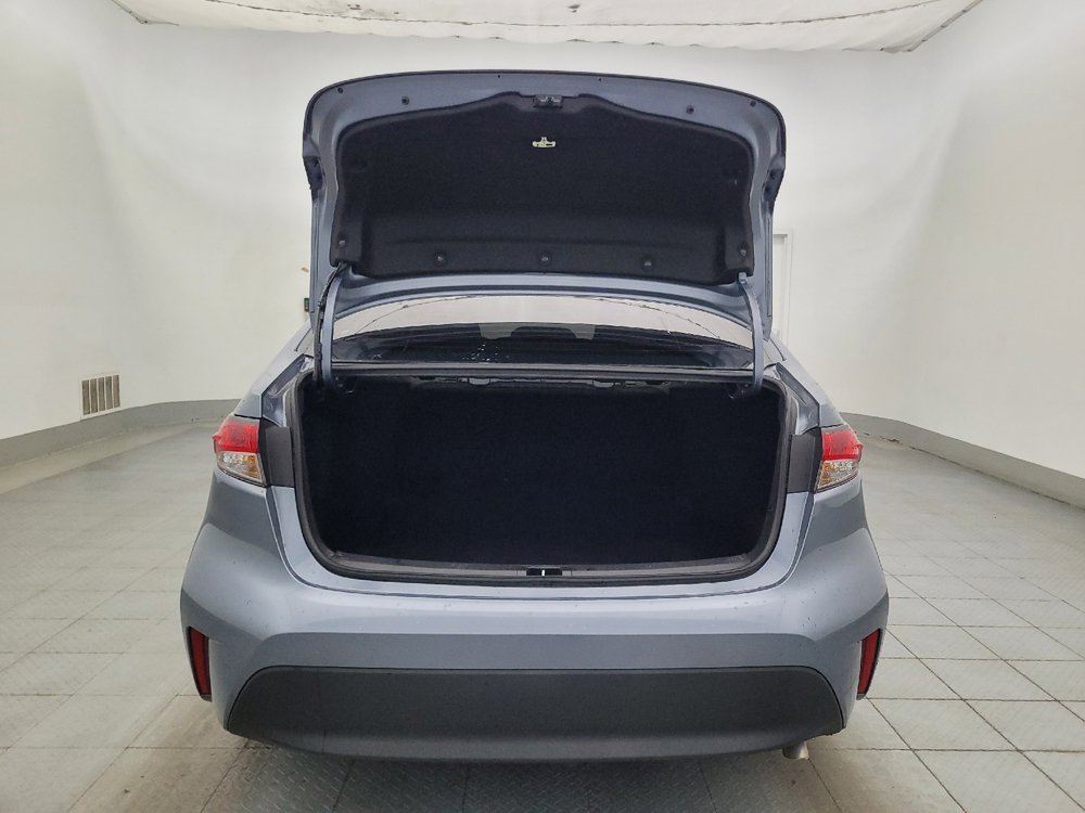 Used 2025 Toyota Corolla LE FWD image 29