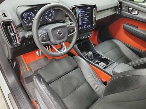 Used 2019 Volvo XC40 T5 R-Design image 20
