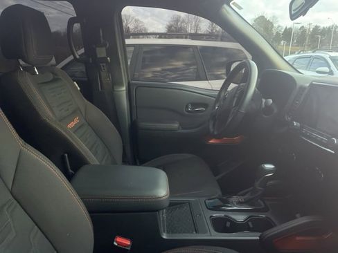 Used 2024 Nissan Frontier PRO-4X w/ Pro Convenience Package image 34