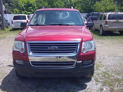 Used 2007 Ford Explorer XLT image 10