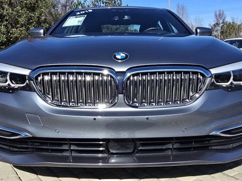 Used 2019 BMW 540i image 10