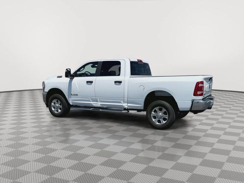 Used 2024 RAM 2500 Big Horn w/ Level 2 Equipment Group AWD/4WD image 6