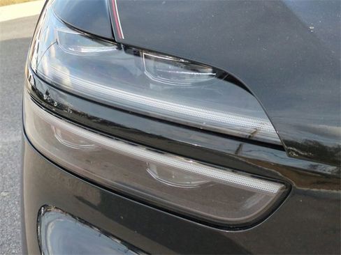 Used 2023 Genesis GV70 3.5T Sport w/ Sport Advanced Package image 9